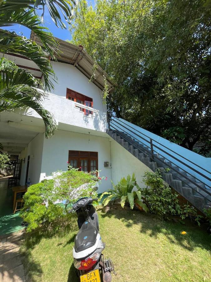 Hotel Il Mio Mirissa Exterior foto